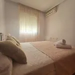 Проживание в семье Brisa De Mar
